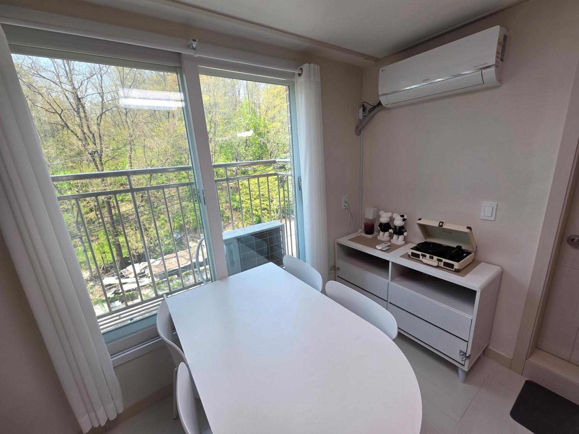 Jw'S Bukhansan Healing Stay I Seul Esterno foto